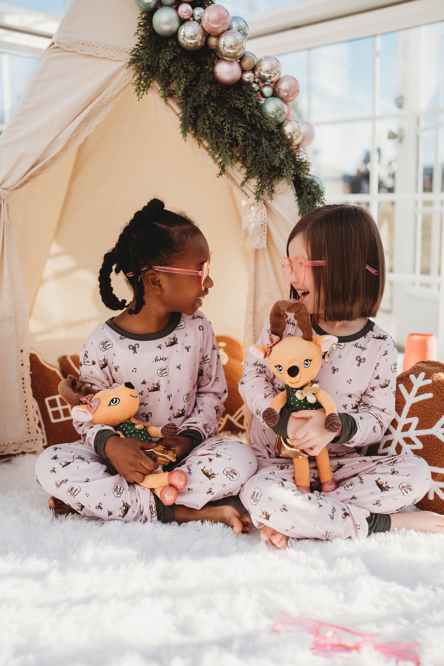 Rosie Wired Doll with Light Up Hooves & Removable Costume