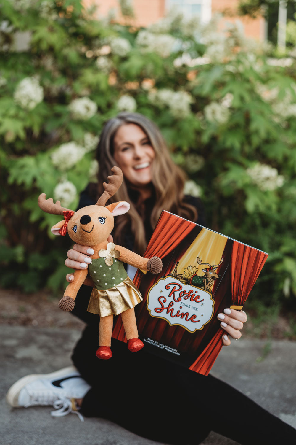 Rosie the Reindeer Collector's Stage Set