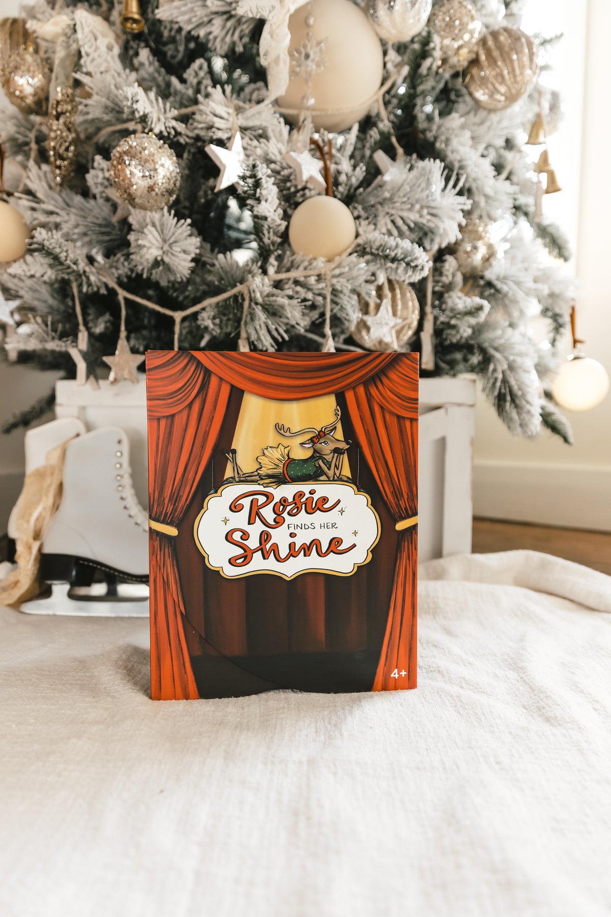 Rosie the Reindeer Collector's Stage Set with Wired Doll